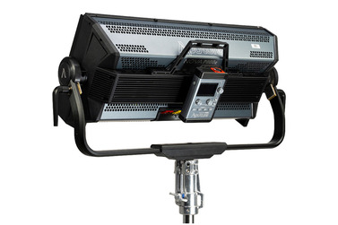 Осветитель Aputure NOVA P600c Kit, светодиодный, RGBWW, 600 Вт, с кейсом 