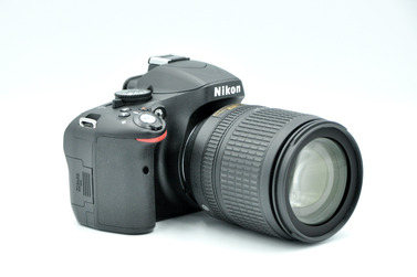 Зеркальный фотоаппарат Nikon D5100 Kit AF-S 18-105 VR DX (состояние 5-)