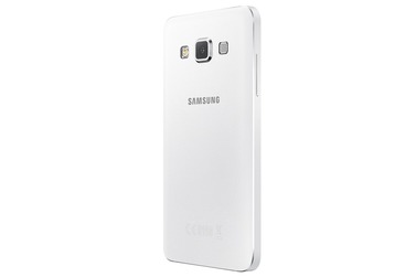 Телефон Samsung GALAXY A3 LTE Duos 16Gb белый (SM-A300F)