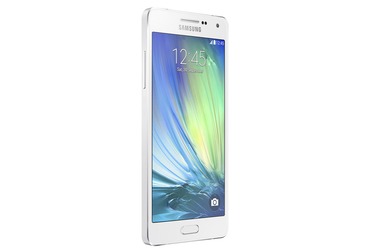 Телефон Samsung Galaxy A5 LTE 16Gb белый (SM-A500F)