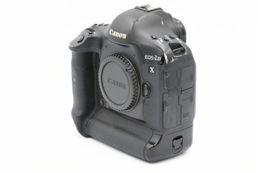 Зеркальный фотоаппарат Canon EOS 1Dх Body (состояние 4)
