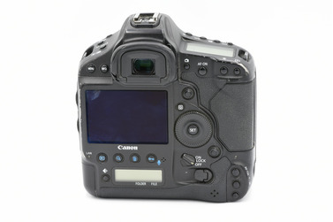 Зеркальный фотоаппарат Canon EOS 1Dх Body (состояние 4)