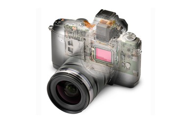 Беззеркальный фотоаппарат Olympus OM-D E-M5 Travel Kit