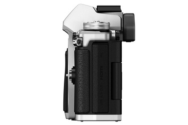 Беззеркальный фотоаппарат Olympus OM-D E-M5 Mark II Kit Silver + 14-150/4-5.6 II Black