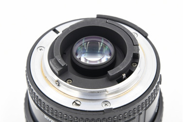 Объектив Nikon AF 20mm f/2.8 (состояние 4)