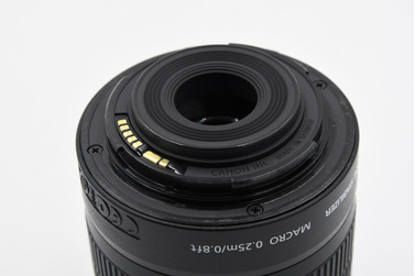 Объектив Canon EF-S 18-55mm f/3.5-5.6 IS (состояние 4)
