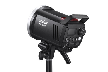 Комплект студийного света Godox MS300V-D, 3х300 Дж