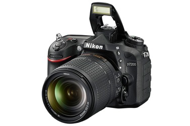 Зеркальный фотоаппарат Nikon D7200 kit + AF-S 18-140 VR