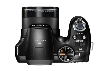 Компактный фотоаппарат Fujifilm FinePix S2980