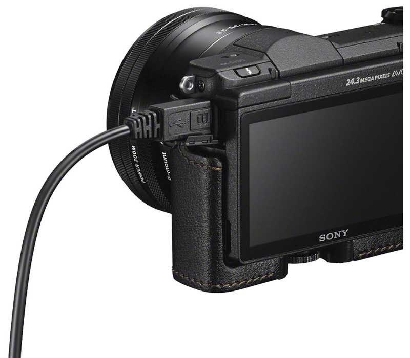 Sony чехол LCS-EBD/B + ремешок STP-XSR1/W для A5000 / A5100 от Яркий Фотомаркет