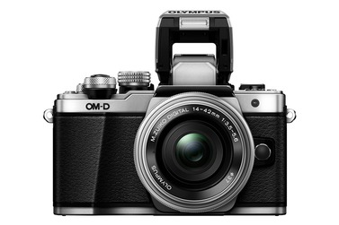 Беззеркальный фотоаппарат Olympus OM-D E-M10 Mark II kit + 14-42 EZ серебристый + 40-150 R черный