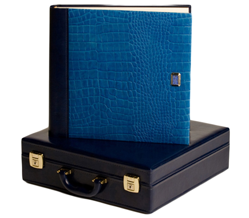Фотоальбом Florentia 33х33 см, 100 страниц, "Кабальто", натуральная кожа, синий + кейс от Яркий Фотомаркет