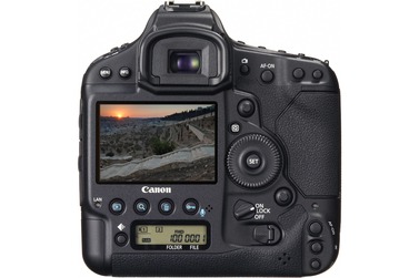 Зеркальный фотоаппарат Canon EOS-1D X Body