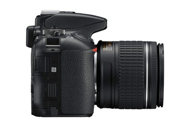 Зеркальный фотоаппарат Nikon D5600 Kit с 18-55mm AF-P DX G VR