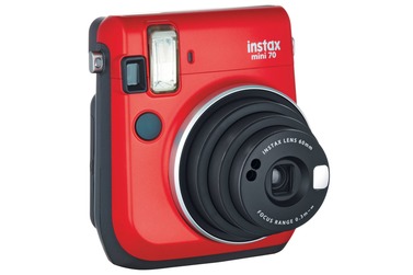 Фотоаппарат моментальной печати Fujifilm Instax Mini 70 красный