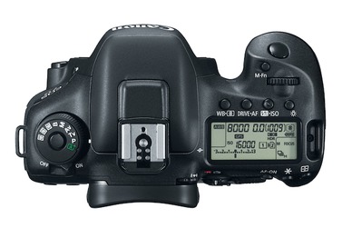 Зеркальный фотоаппарат Canon EOS 7D Mark II Body + W-E1 (адаптер Wi-Fi)