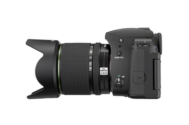 Зеркальный фотоаппарат Pentax K-70 kit DA 18-135 WR, черный
