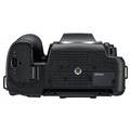 Зеркальный фотоаппарат Nikon D7500 Kit с AF-S 18-140 VR