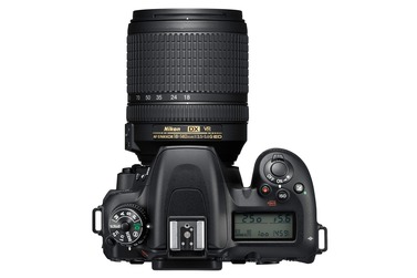 Зеркальный фотоаппарат Nikon D7500 Kit с AF-S 18-140 VR
