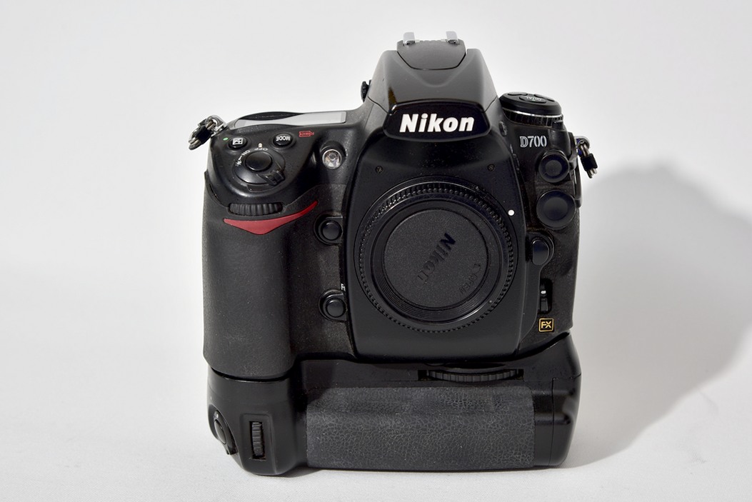 Зеркальный фотоаппарат Nikon D700 body (б.у.состояние 5-) от Яркий Фотомаркет