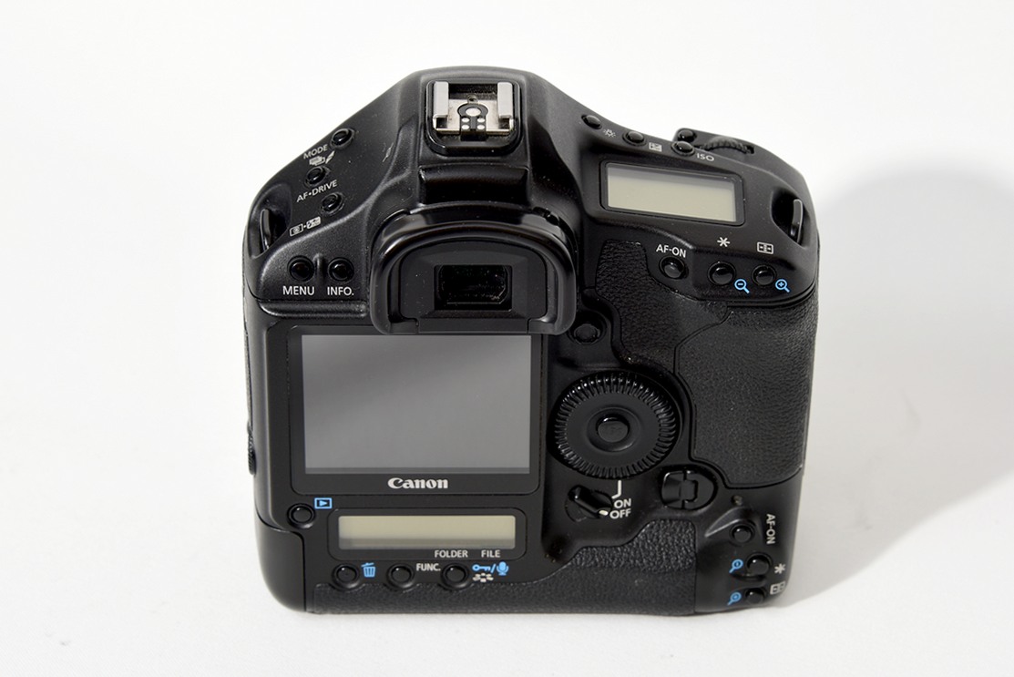 Зеркальная камера Canon EOS 1Ds mark III Body (б.у.состояние 5-) от Яркий Фотомаркет