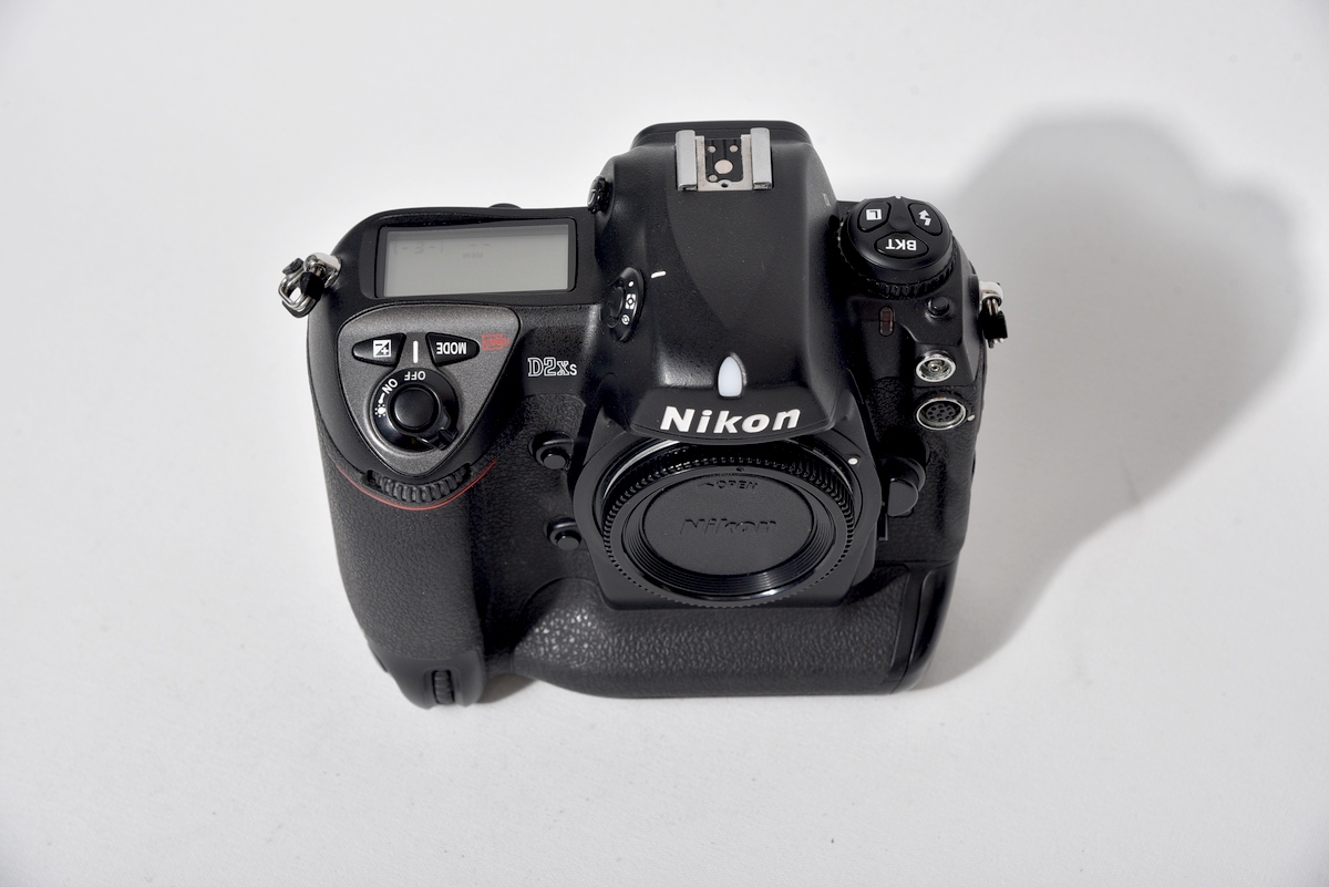 Зеркальный фотоаппарат Nikon D2Xs Body (б.у.состояние 5) от Яркий Фотомаркет