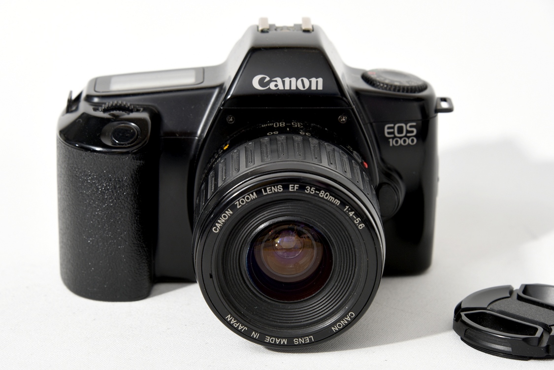 Зеркальная фотокамера Canon EOS 1000 + 35-80 (б.у, состояние 5) от Яркий Фотомаркет