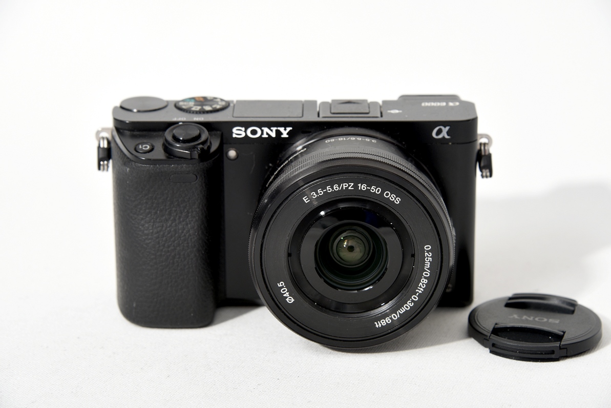 Системная фотокамера Sony A6000 + 16-50 black (состояние 5) от Яркий Фотомаркет