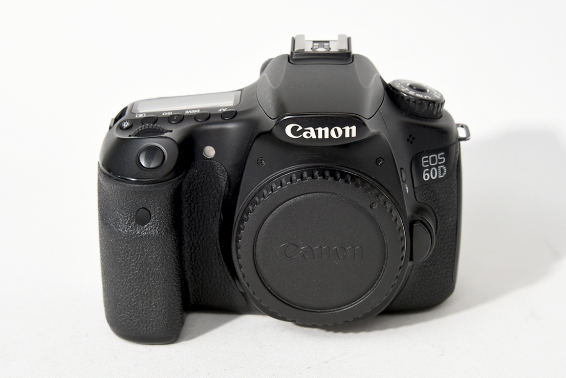Зеркальный фотоаппарат Canon EOS 60D body (б.у.состояние 5-) от Яркий Фотомаркет