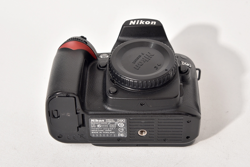 Зеркальный фотоаппарат Nikon D90 body (б.у.состояние 5-) от Яркий Фотомаркет