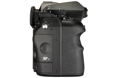 Зеркальный фотоаппарат Pentax K-1 Mark II Body, черный