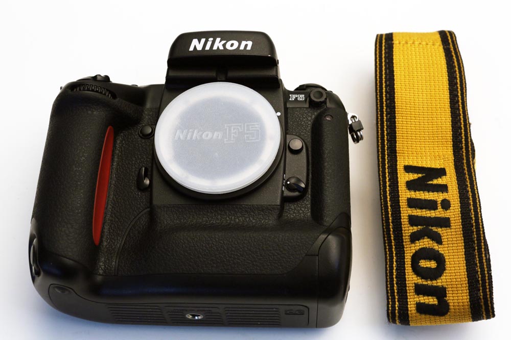 Зеркальный фотоаппарат Nikon F5 (б/у, состояние 5) от Яркий Фотомаркет