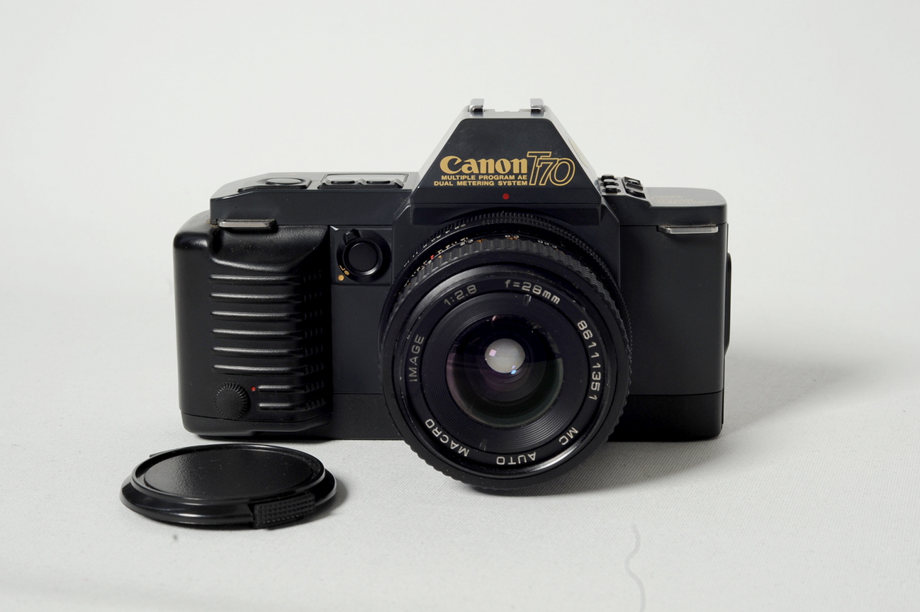 Зеркальный фотоаппарат Canon T70 + 28/2.8 (б.у, состояние 5) от Яркий Фотомаркет