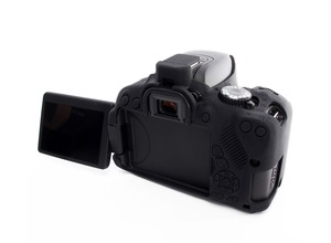 Защитный резиновый чехол easyCover для Canon EOS 650D, 700D, черный