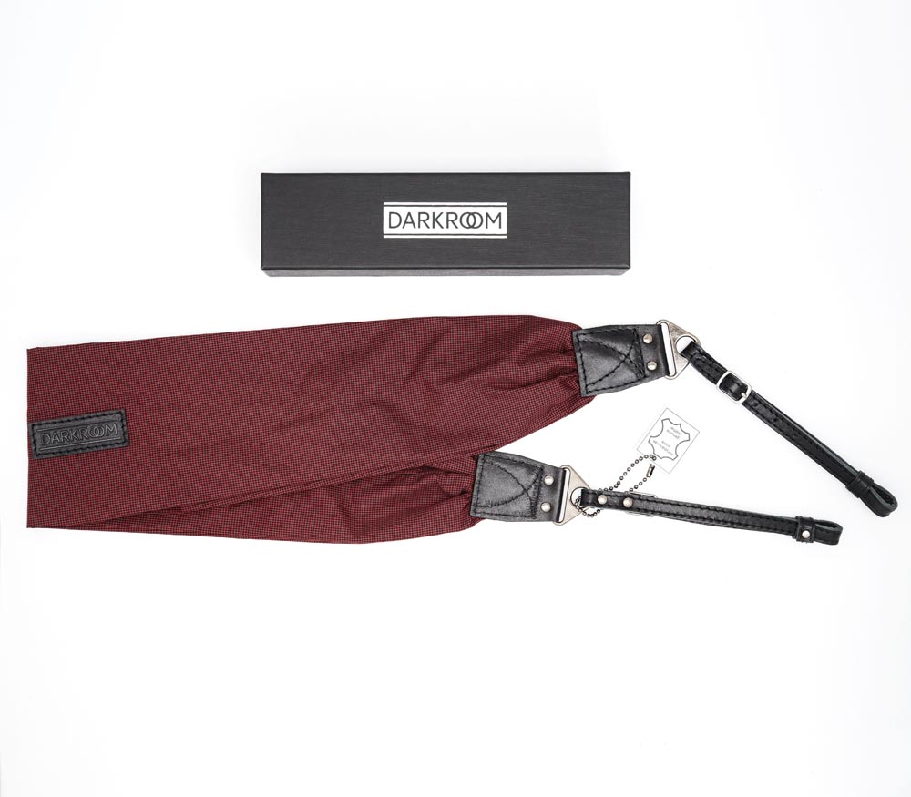 Ремень для фотоаппарата Darkroom женский, текстиль / кожа, толстый ремешок, бордо от Яркий Фотомаркет