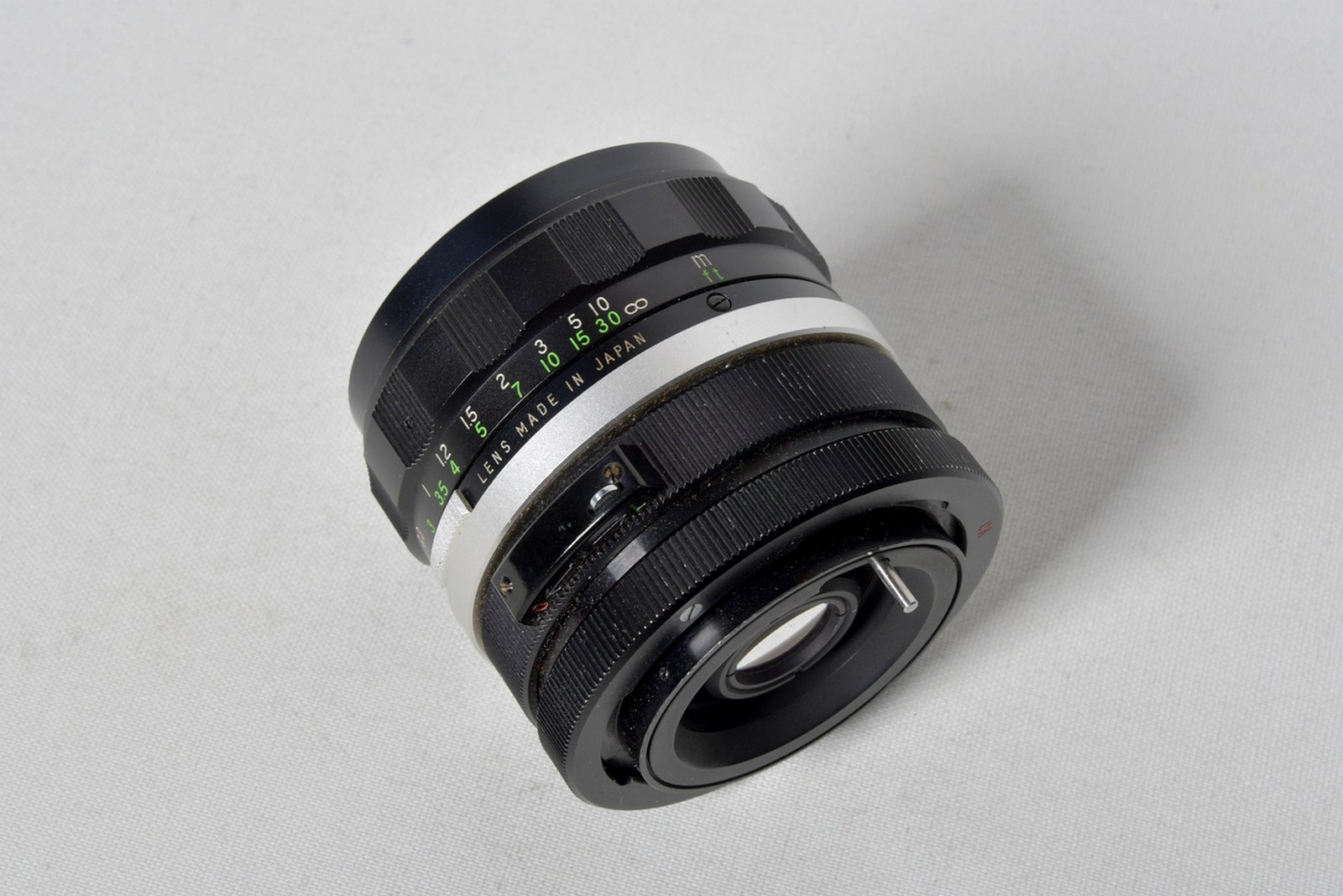 Объектив Soligor 28/2.8 Wide-Auto Canon FD (состояние 4) от Яркий Фотомаркет