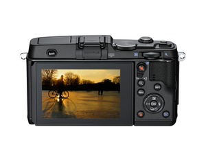 Беззеркальный фотоаппарат Olympus Pen E-P5 + EW-M1718 + VF-4 Black kit