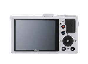 Компактный фотоаппарат Nikon Coolpix P330 белый