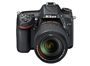 Зеркальный фотоаппарат Nikon D7100 Kit 18-140 VR