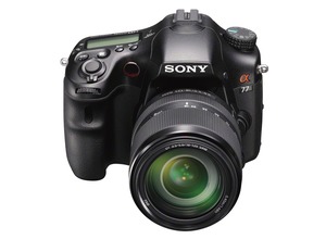 Зеркальный фотоаппарат Sony Alpha SLT-A77M Kit 18-135/3.5-5.6