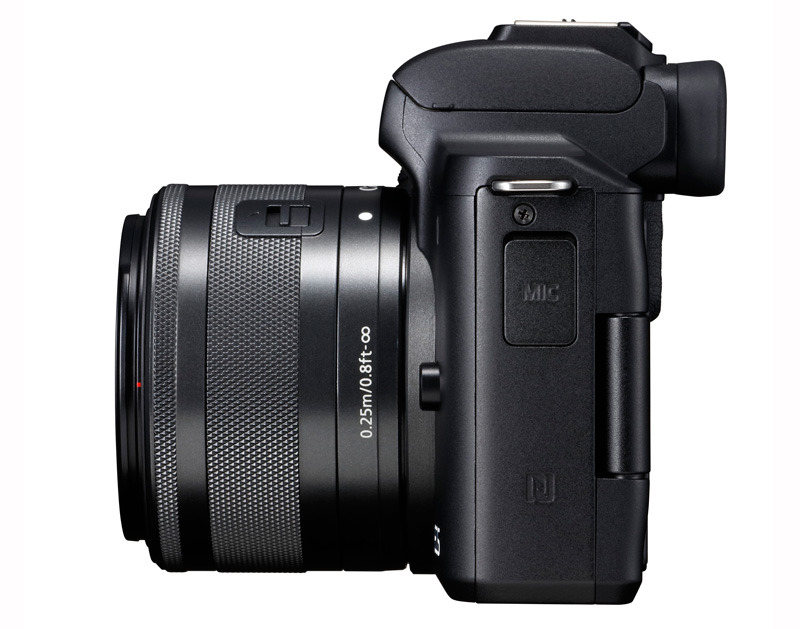 Canon EOS M50: вид сбоку