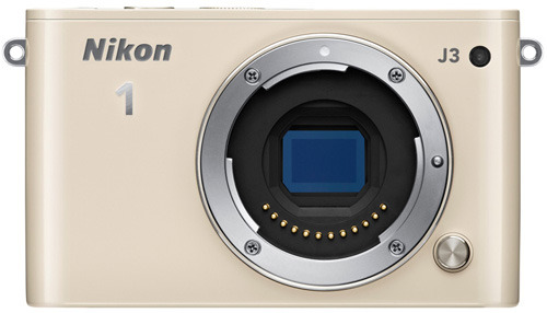 Nikon 1 J3 бежевый, вид спереди без объектива