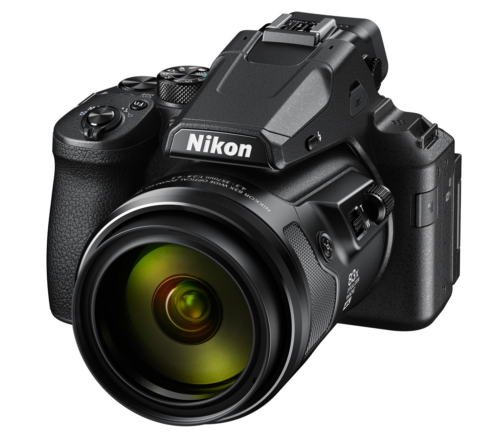 Nikon P950 Front-side
