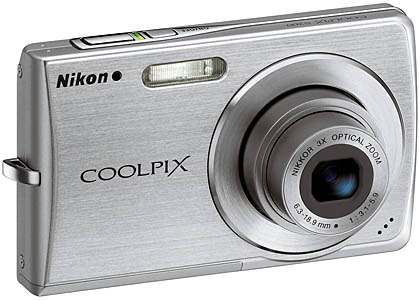 Цифровой фотоаппарат Nikon CoolPix S200