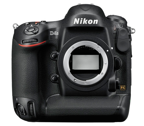 Nikon D4S вид спереди