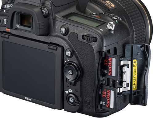 Nikon D750 memory slots